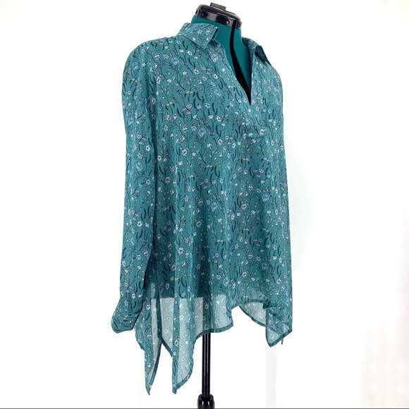 Cabi Chase Blouse, #3761, Small - Picture 10 of 16